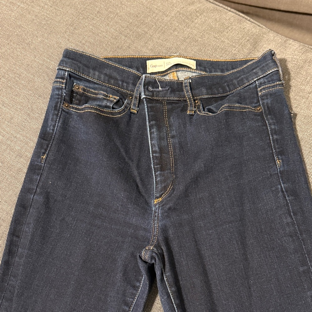 GAP Women's High Rise Dark Blue Jeans